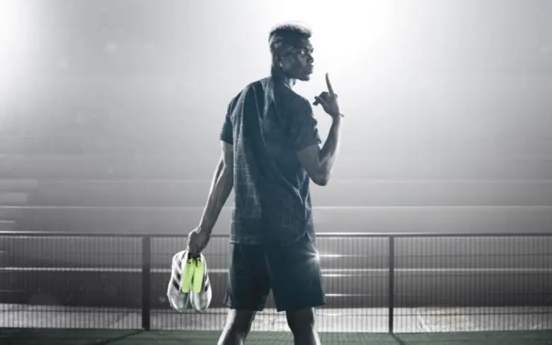 รองเท้าคอลเลคชั่นใหม่ที่มีให้เลือกถึงสามซ...