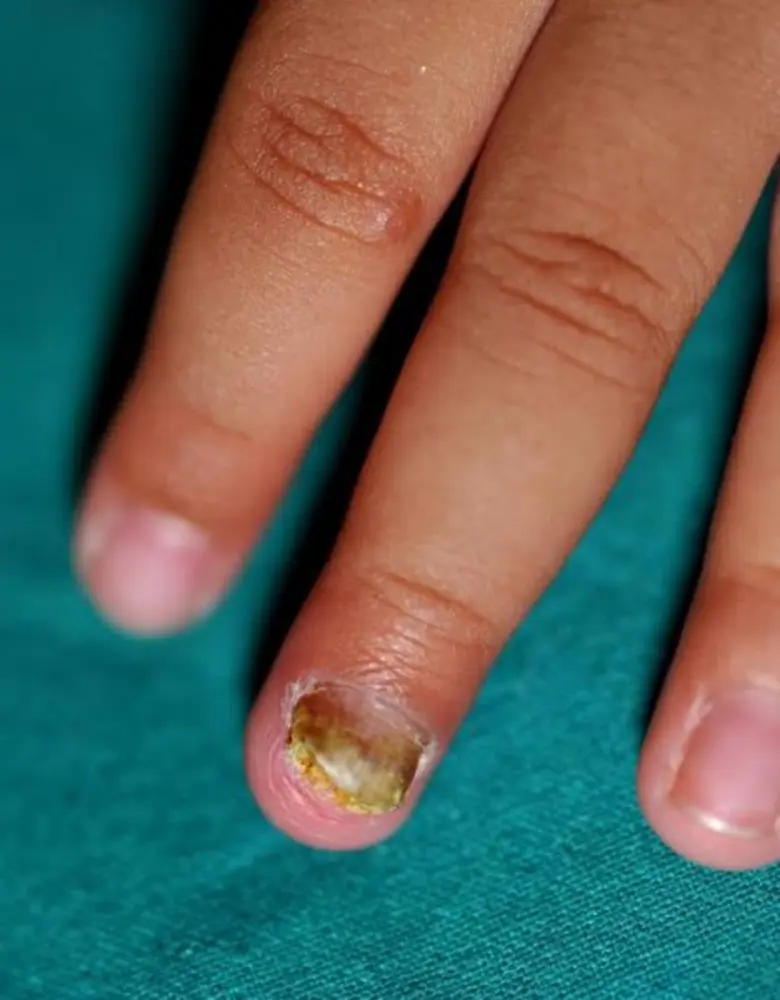 พญ.ชินมนัส ตั้งจาตุรนต์รัศมี หัวหน้ากลุ่ม...