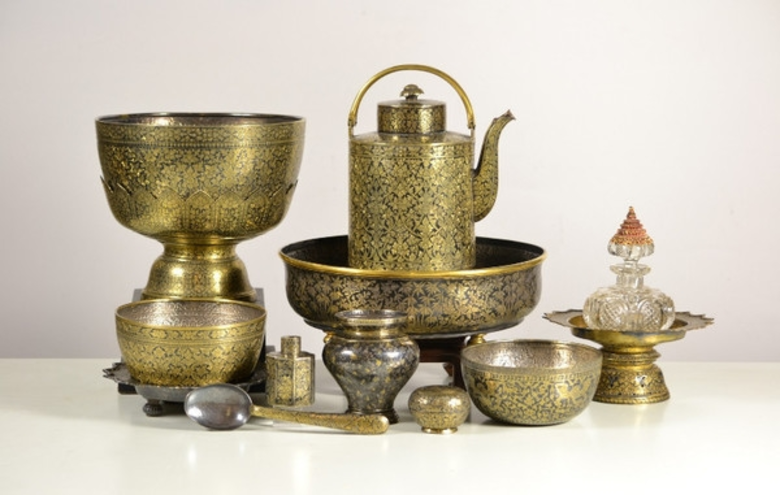 บริษัท รีเวอร์ไซด์ อ๊อคชั่น เฮ้าส์ หรือ อ...