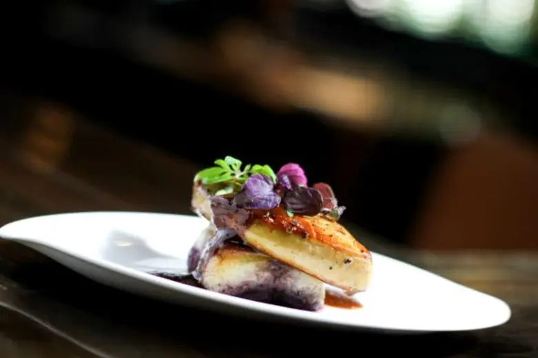 ตลอดเดือนมิถุนายน 2559 ทุกวันเวลา 18.00 –...