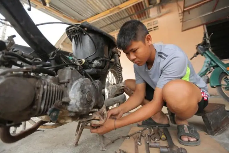 รายการ "สานรัก คนเก่งหัวใจแกร่ง" เสาร์นี้...