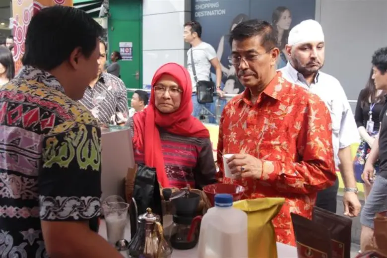 กระทรวงการท่องเที่ยวอินโดนีเซีย สถานทูตอินโดนีเซีย และเดอะ แพลทินัม แฟชั่น มอลล์  ร่วมจัดงาน “Wonderful Indonesia” เพื่อสานสัมพันธ์ แนะนำแหล่งท่องเที่ยว