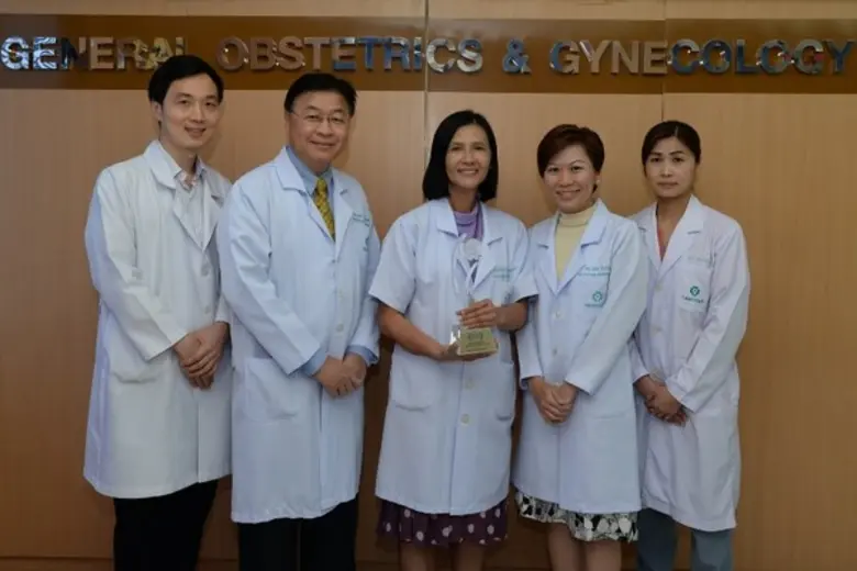 แพทย์หญิงกีรติ์นุช เรียวโชติสกุล หัวหน้าศ...