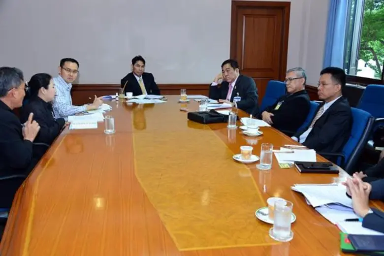 นายจำเริญ โพธิยอด รองอธิบดีกรมศุลกากร รัก...