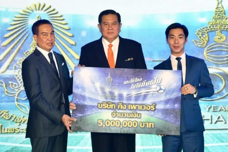 อภิเชษฐ์ ศรีวัฒนประภา (ขวา) ผู้ช่วยประธาน...