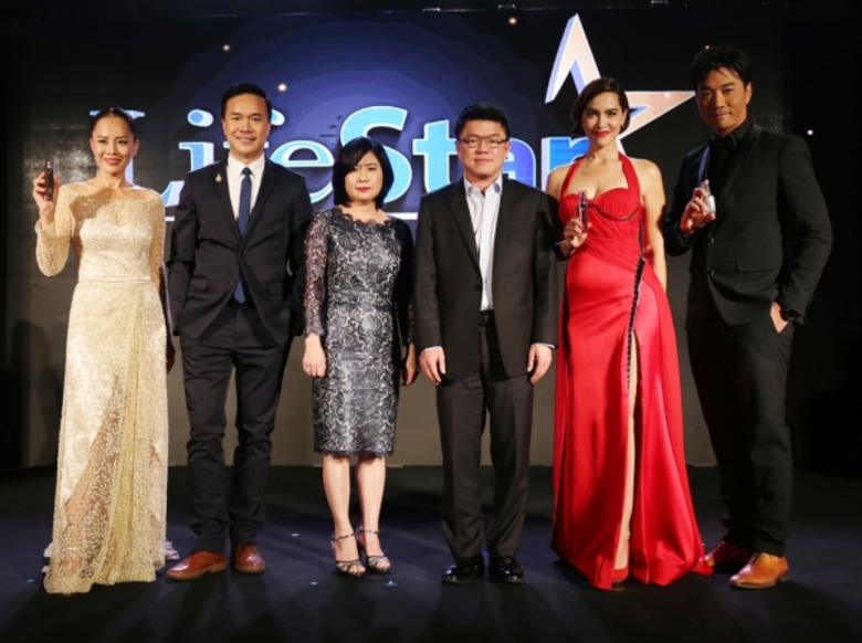 เรียกว่าเป็นที่สุดแห่งปี!! สร้างกระแสทอล์...