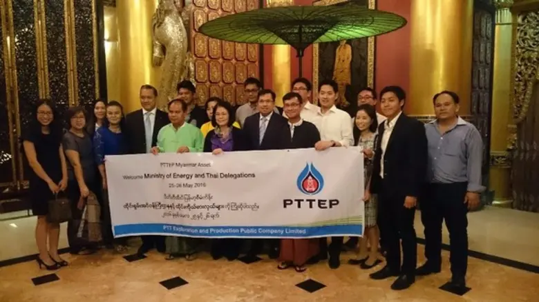 เมื่อค่ำวันที่ 25 พฤษภาคม 2559 คณะของบริษ...