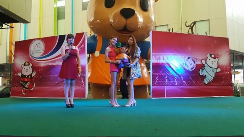 สุดฟินกระทบไหล่ “ไข่มุก เดอะวอยซ์” ณ เพลินนารี่ มอลล์ (วัชรพล)