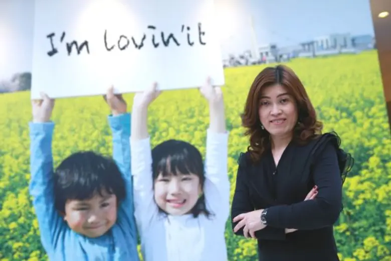 ช่วงนี้บอสหญิงแมคโดนัลด์ เพชรัตน์ อุทัยสา...