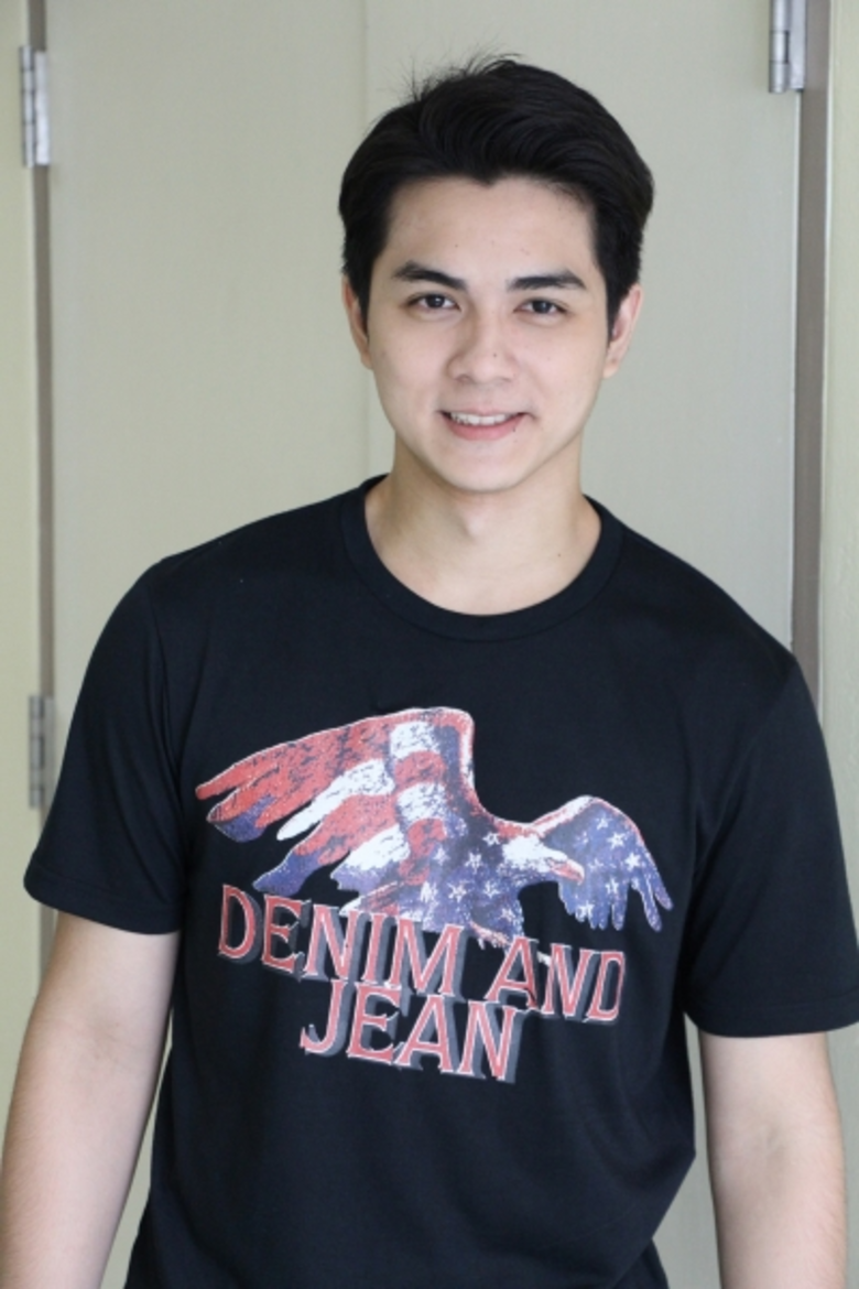 ทำเอาจิตใจไม่อยู่กับเนื้อกับตัว สำหรับ "แ...