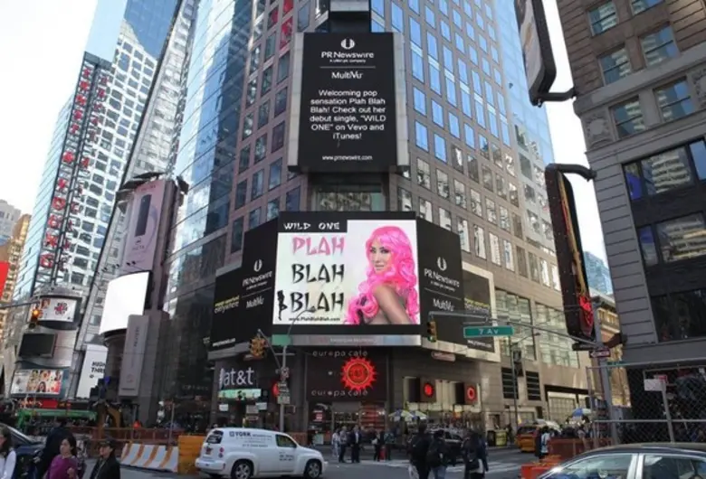 Plah Blah Blah ศิลปินหญิงไทย ดังไกลถึงต่างประเทศ