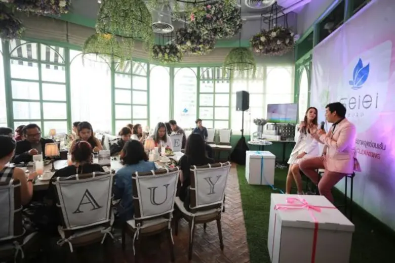 “ฟาง” ชวนเปิดประสบการณ์ความสะอาดระดับพรี่เมี่ยม กับ “Seiei” พร้อมแจงความสัมพันธ์หนุ่มว่าน