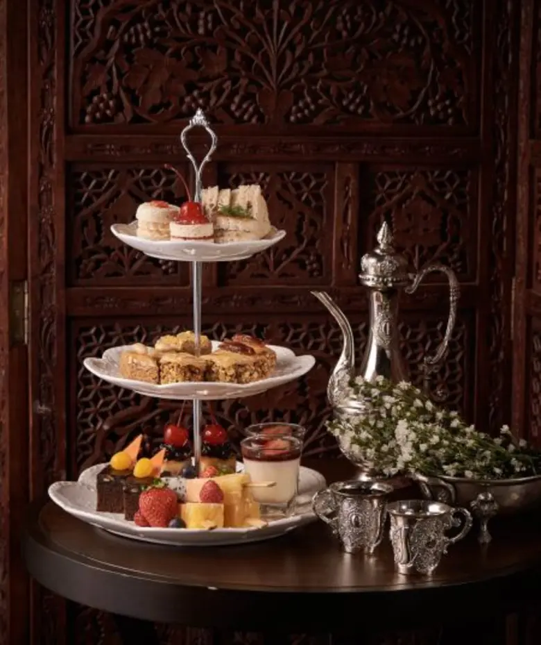 โรงเรมอัล มีรอซ (Al Meroz) มิติใหม่แห่งกา...