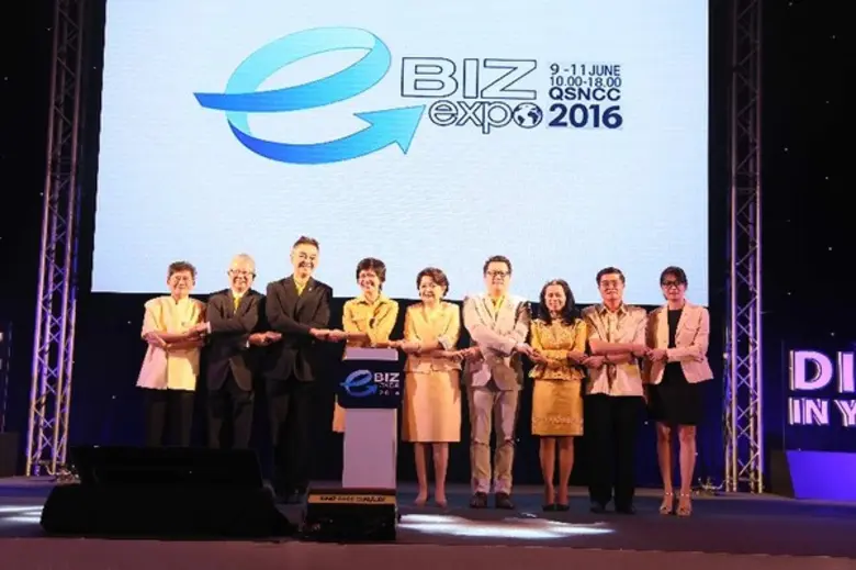 นางสาวผ่องพรรณ เจียรวิริยะพันธ์ อธิบดีกรม...