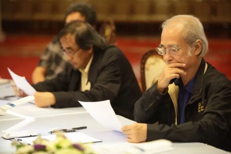 นักเขียนระดับประเทศ รวมพลังคัดสรรผลงานควา...