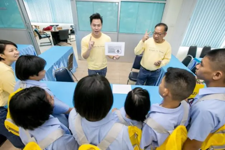 ”กรุงศรี ออโต้” จัดกิจกรรม “เรื่องเงิน เรียนง่าย” ทลายข้อจำกัดการเรียนรู้ ส่งต่อความรู้ด้านการออมเงินสู่เยาวชนในโลกเงียบ