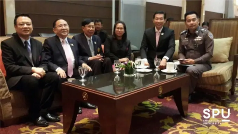 ดร.อุทัยรัตน์ เมืองแสน ผู้ช่วยคณบดีฝ่ายกิ...