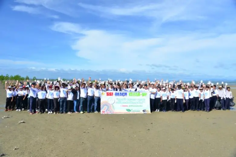 นายมนินทร์ อินทร์พรหม ผู้ช่วยกรรมการผู้จั...