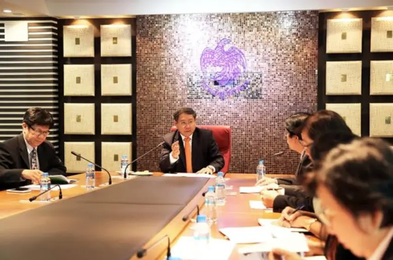 นายมนัส แจ่มเวหา อธิบดีกรมบัญชีกลาง และนา...