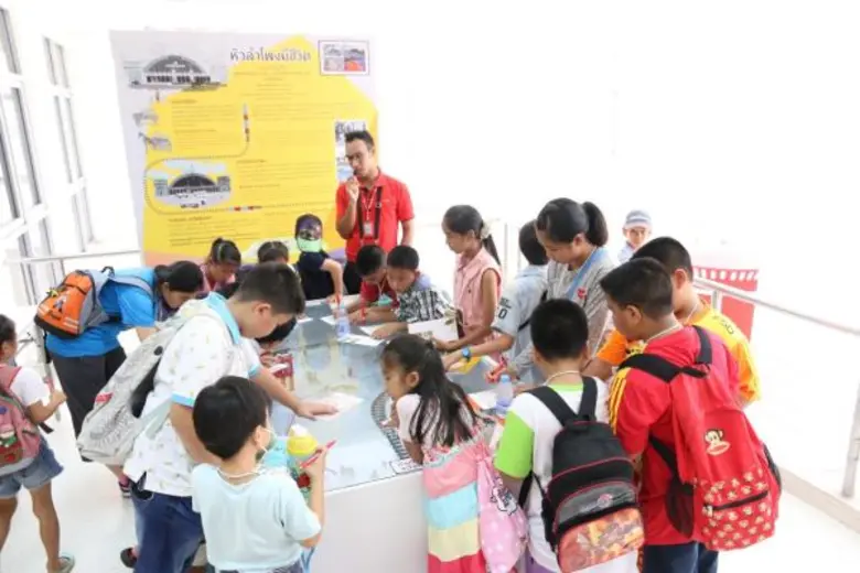 ฉลอง 100ปี หัวลำโพงผ่าน “นิทรรศการแสตมป์นิทรรศน์ 100 ปี สนุก ฉุกฉัก ฉุกฉัก หัวลำโพง”