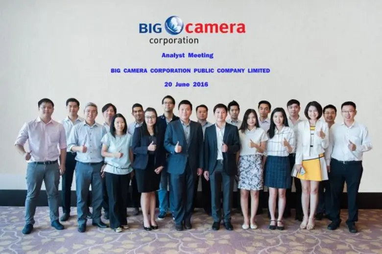 คุณธนสิทธิ์ เธียรกาญจนวงศ์ กรรมการผู้จัดก...