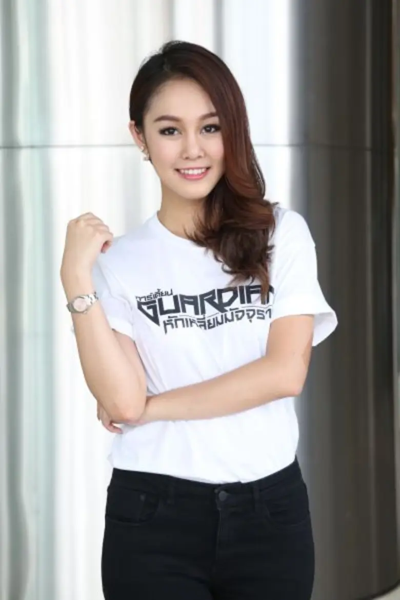 ไม่เคยคิดว่าจะผันตัวมาเป็นนักแสดงกับเค้าอ...