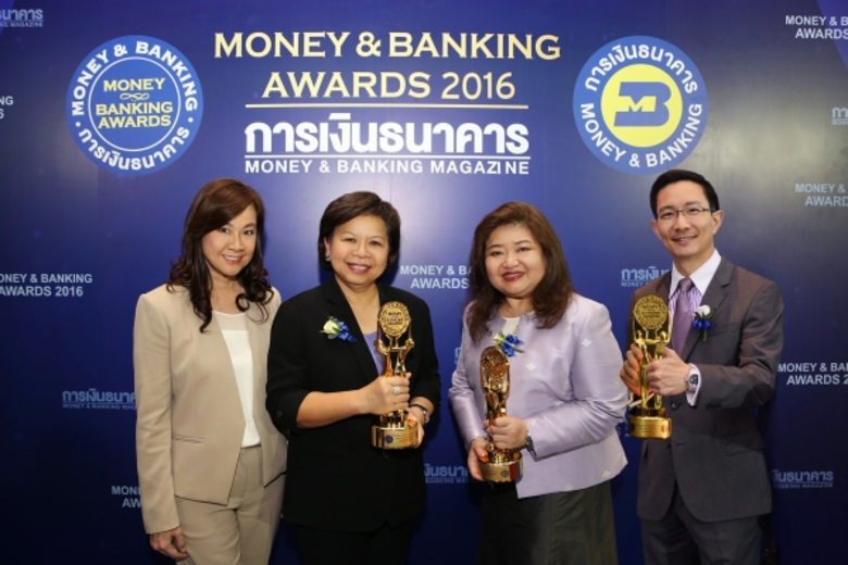 กลุ่มธนาคารไทยพาณิชย์รับ 3 รางวัลในงาน Mo...