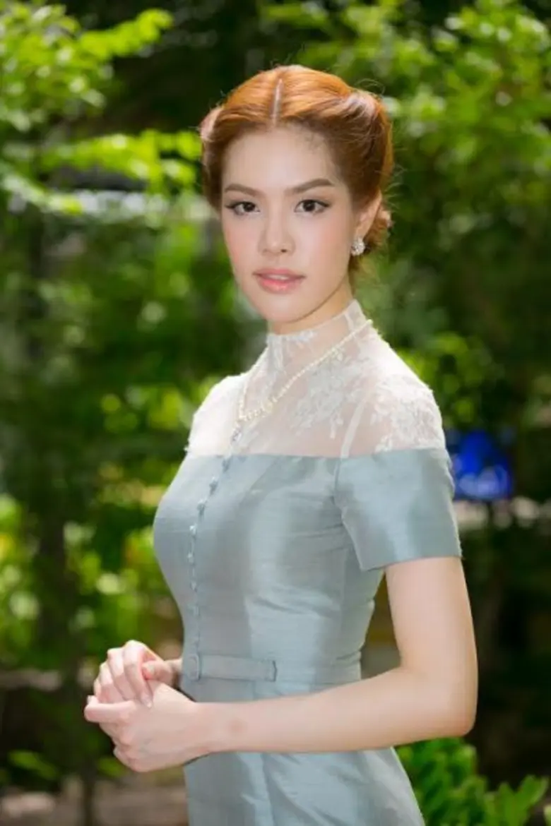 สาวสวยจิตใจดีตัวจริง "เกรซ-กาญจน์เกล้า ด้...