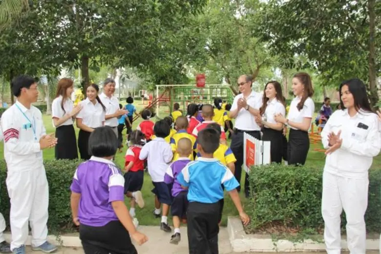 ช่อง 7 สี ส่ง 4 นักแสดงสาว 'ฝ้าย-แนท-เพลง-เกี่ยวก้อย’ เปิด “ลานสุขภาพชุมชน เนื่องในโอกาสครบรอบ 10 ปี ฮอนด้า แอลพีจีเอ ไทยแลนด์” แห่งที่ 3 ณ จ.ปราจีนบุรี