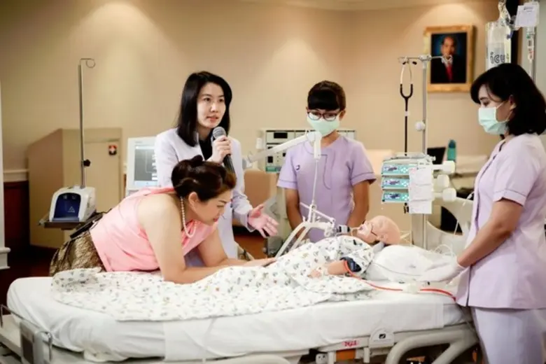 การช่วยชีวิตและการดูแลผู้ป่วยเด็กวิกฤต (กู้วิกฤต ชีวิตเด็ก)