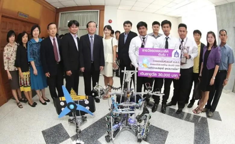 ผู้ช่วยศาสตราจารย์วุฒิศักดิ์ ลาภเจริญทรัพ...