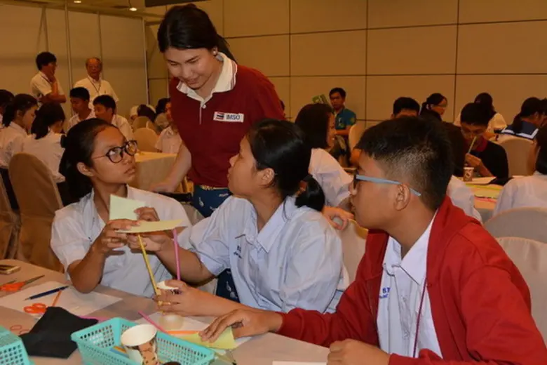 วทท.เพื่อเยาวชนสร้างกำลังคนวิทยาศาสตร์รุ่นใหม่