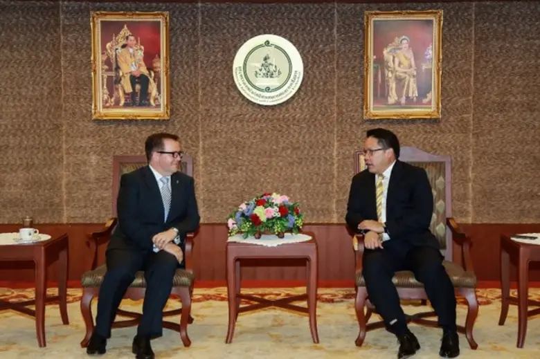 ดร.อุตตม สาวนายน รัฐมนตรีว่าการกระทรวงเทค...