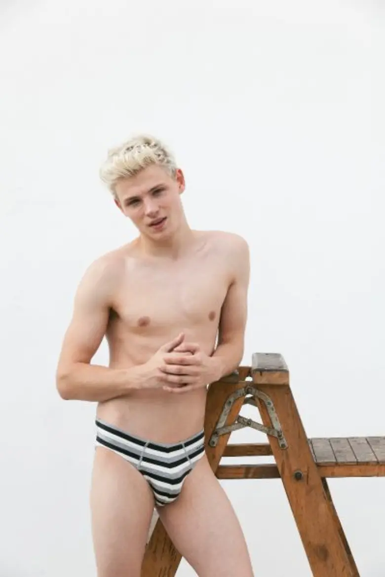 “ฮัชพัพพีส์ อินเนอร์แวร์” แนะนำนวัตกรรมชุดชั้นในแห่งความนุ่มสบายสำหรับหนุ่มๆ ผ่านสองคอลเลคชั่น “ไมโคร โมดาล” และ “โมดาล คอตตอน”