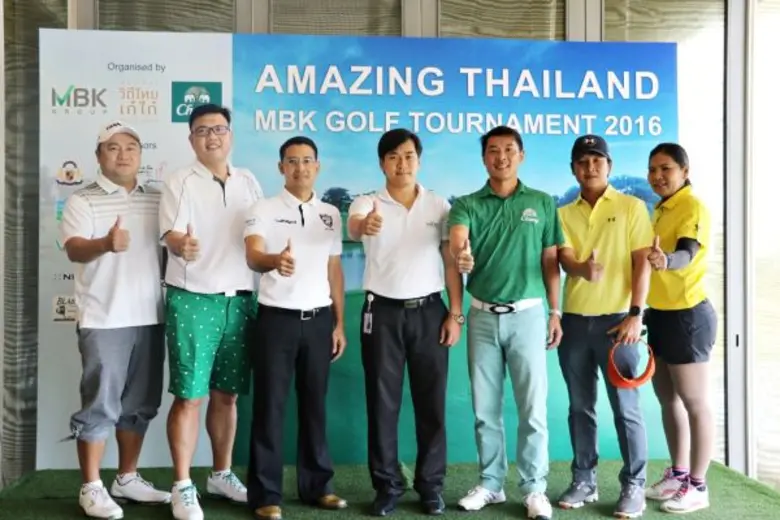 นายณัฐพล ธูปพุทรา (กลาง) ผู้จัดการทั่วไป บริษัท ริเ...