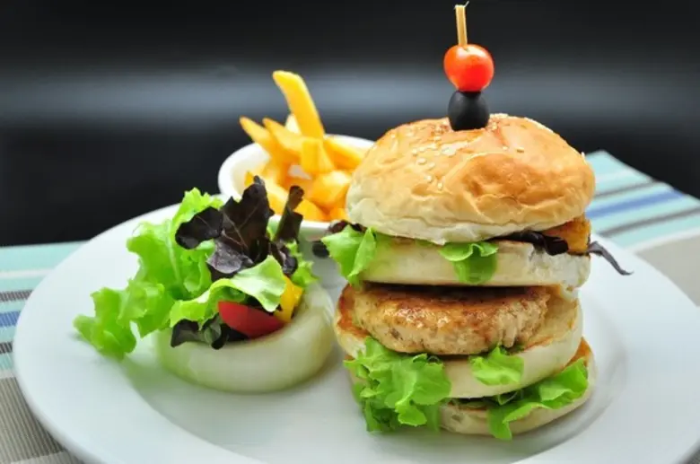 ชวนทุกท่านมาอิ่มอร่อยกับเมนูอาหารสไตล์อเม...