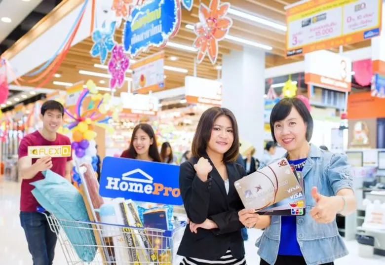 นางเนาวรัตน์ กีรติเกษมสุข ผู้จัดการอาวุโส...