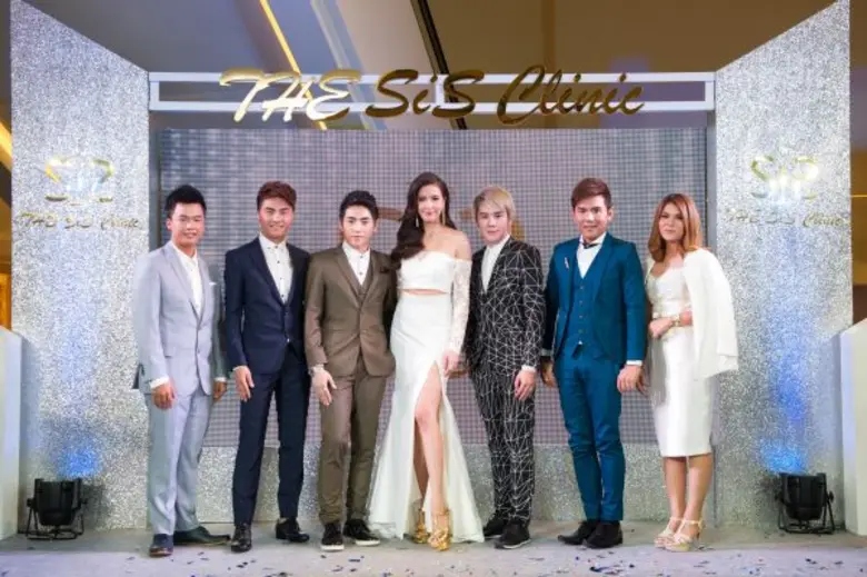 คลินิกเสริมความงาม The Sis Clinic ภายใต้แ...