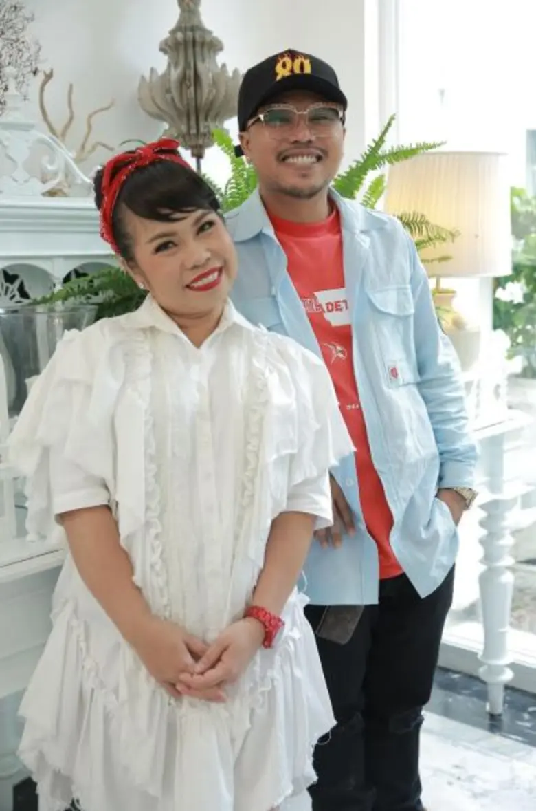 ทีวีไกด์: รายการ “คลับ ฟรายเดย์ โชว์ based on celeb story” “ตุ๊กกี้” เปิดใจพร้อมน้ำตาใน “คลับ ฟรายเดย์ โชว์” เผย “บูบู้” เคยออกปากบอกเลิก !!