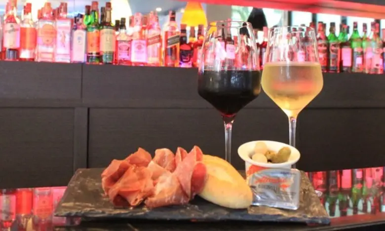 มาร่วมฉลองเทศกาลวันชาติฝรั่งเศสกับเราที่ด...