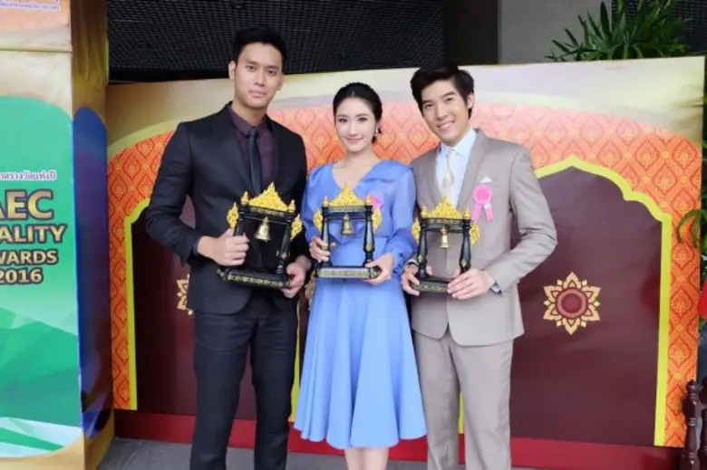 ยีนส์-เกวลิน ศรีวรรณา ,บอส-พุทธิพงษ์ คล้ำ...