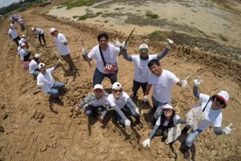 บรรยายภาพ คุณอุกริช พึ่งโสภา ผู้ว่าราชการ...