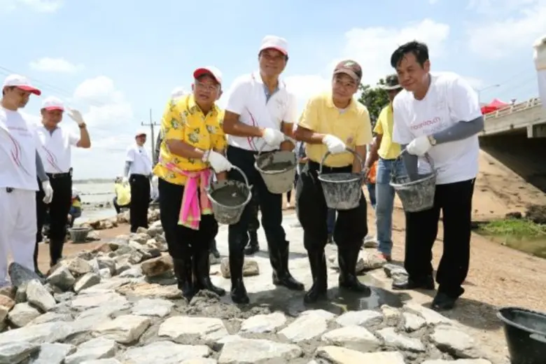 ฮอนด้าชวนสื่อมวลชนขับฮอนด้า บีอาร์-วี และเอชอาร์-วี รวมพลังกองทุนฮอนด้าเคียงข้างไทย ไปปรับปรุงฝาย ปลูกหญ้าแฝกและพันธุ์ไม้ท้องถิ่นสานต่อโครงการพัฒนาแหล่งน้ำ ลุ่มน้ำปราจีนบุรี ต่อเนื่องเป็นปีที่ 2