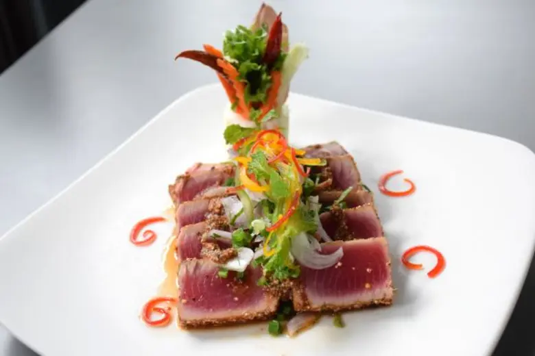 ห้องอาหารอาวร์กลาส โรงแรมเอทัส ลุมพินี จั...