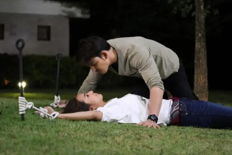 ทีวีไกด์: เรื่องย่อตอนออนแอร์ “แรงตะวัน” วันที่ 6-7 ก.ค.59 (พุธ-พฤหัสบดี เวลา 20.20 น. ช่อง3 HD ช่อง33)