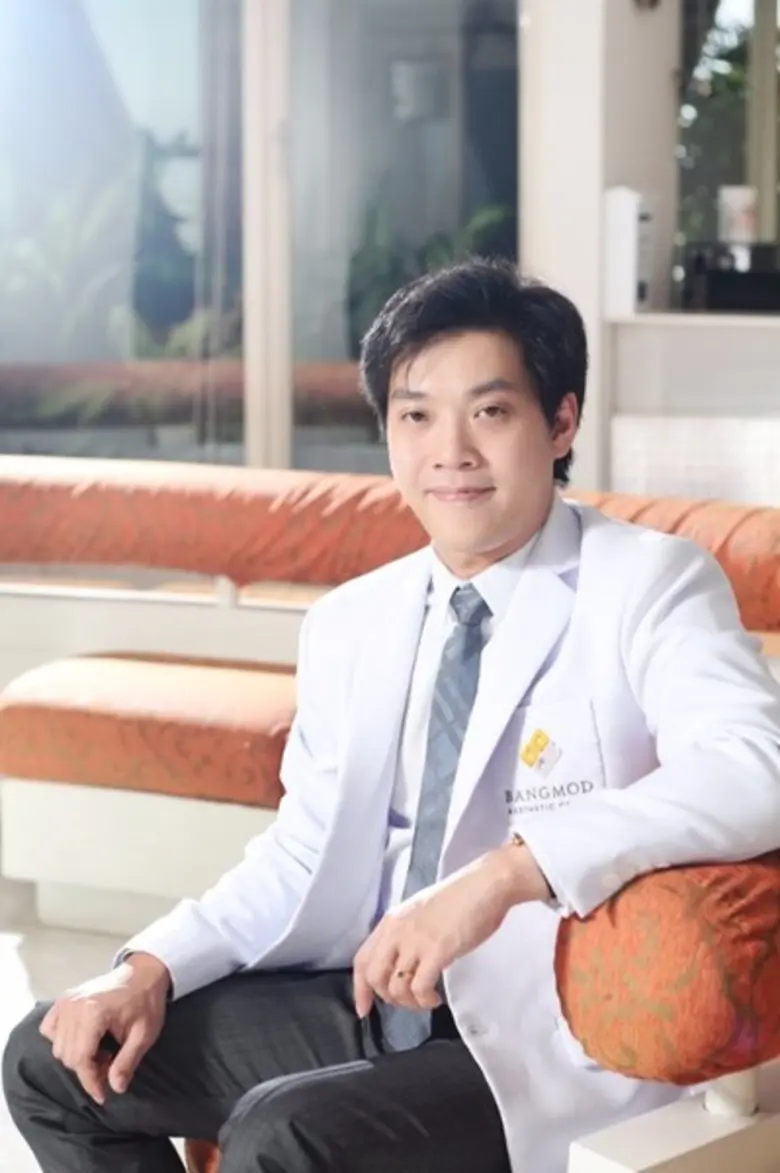 ในปัจจุบันมีผู้คนสนใจการทำศัลยกรรมเป็นจำน...