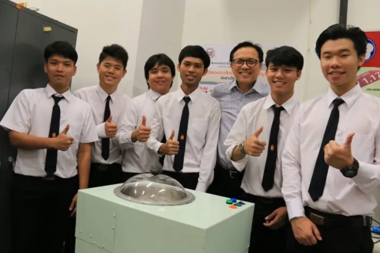 น้ำแข็งเพื่อการผ่าตัดเปิดช่องอก ฝีมือเด็กวิศวะเครื่องกล มจธ.