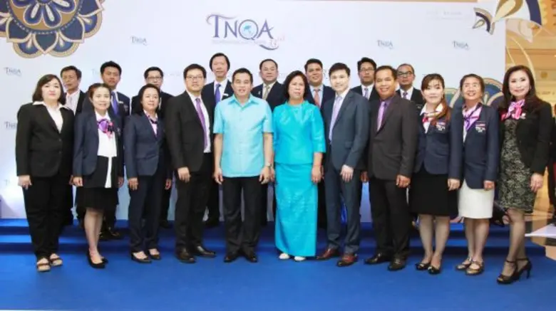 นายสมชัย สัจจพงษ์ (แถวแรก ที่ 5 จากซ้าย) ...