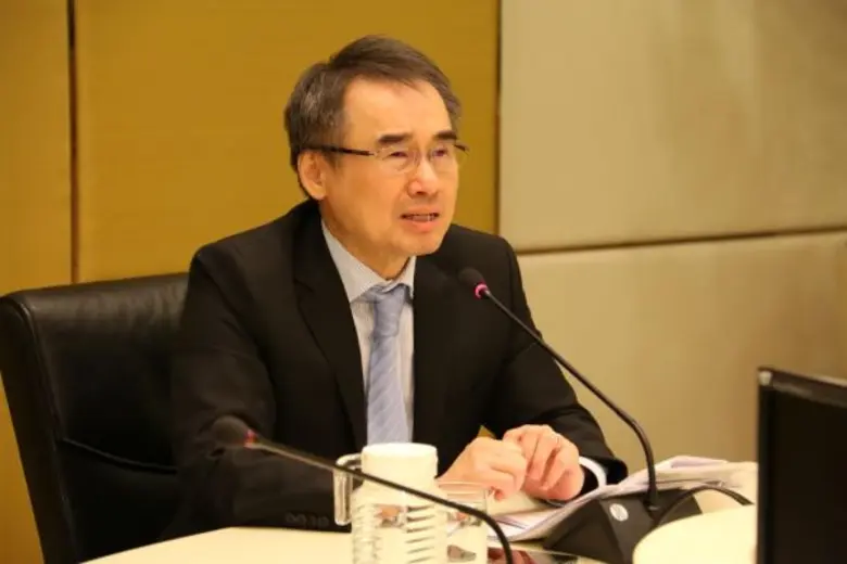 นายสมบัติ นราวุฒิชัย เลขาธิการคณะกรรมการ ...