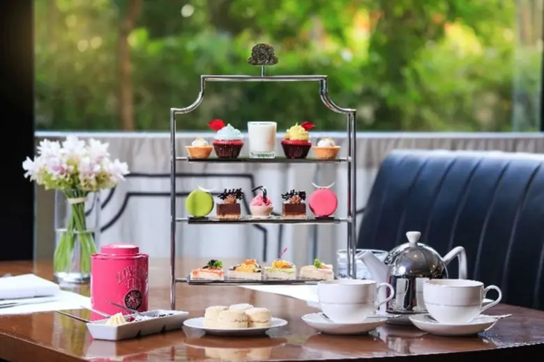 คาเฟ่ แคลร์ โอเรียนเต็ล เรสซิเดนซ์ กรุงเท...